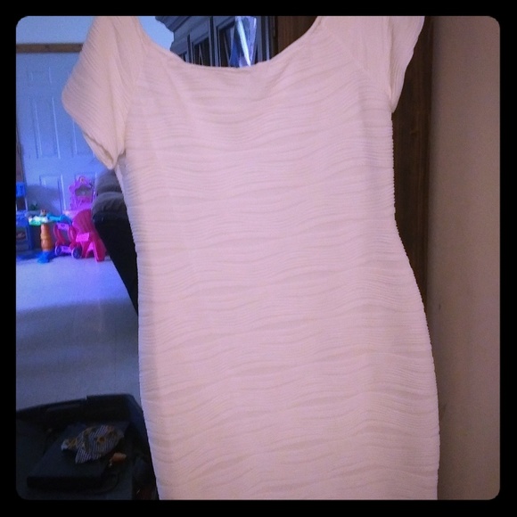 Glamour and company dress - Picture 1 of 3